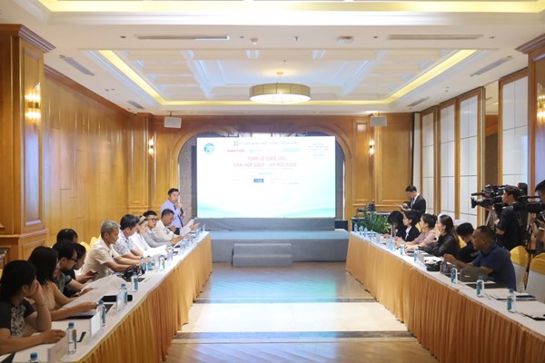 Hơn 400 tay golf tham dự Tuần lễ giao lưu văn hoá golf – Hà Nội 2022 - Anh 1