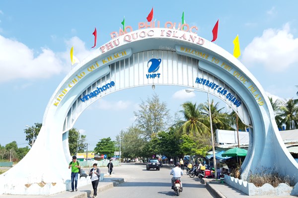 Kiên Giang đề xuất cho người Việt Nam vào chơi tại casino Phú Quốc - Anh 1