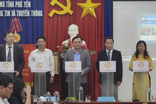 Phú Yên hưởng ứng Ngày chuyển đổi số quốc gia - Anh 1