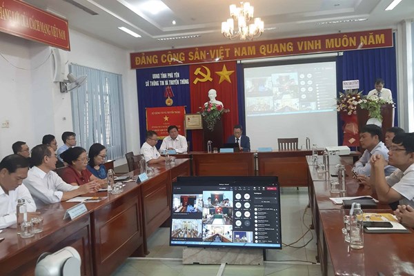 Phú Yên hưởng ứng Ngày chuyển đổi số quốc gia - Anh 2