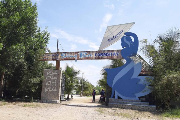 Khu du lịch Sông Ba Farmstay bị “tuýt còi” vì có nhiều sai phạm: Vì sao vẫn vô tư hoạt động? - Anh 1
