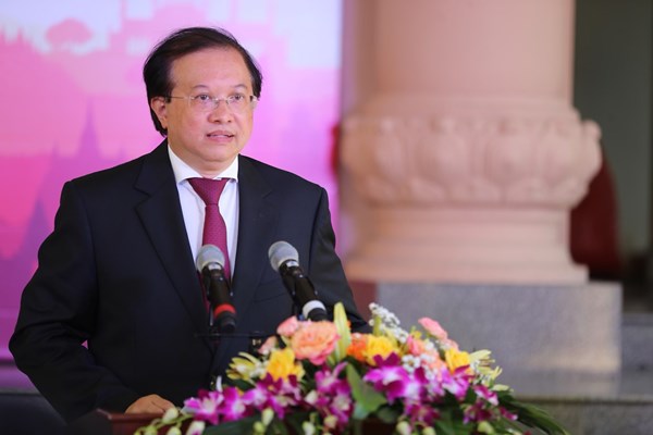 Để giải thưởng liên hoan sân khấu không mang tính hình thức - Anh 1