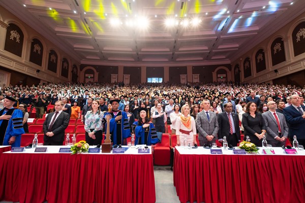 Toàn cảnh Lễ khai giảng “đặc biệt” ở Trường Đại học VinUni - Anh 1