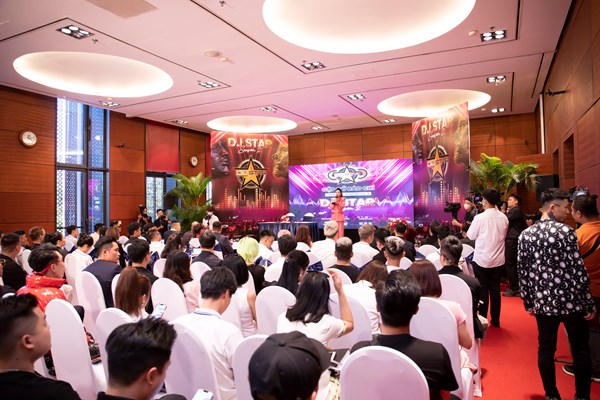 Trải nghiệm cuốn hút ở DJ Star 2022 - Anh 1