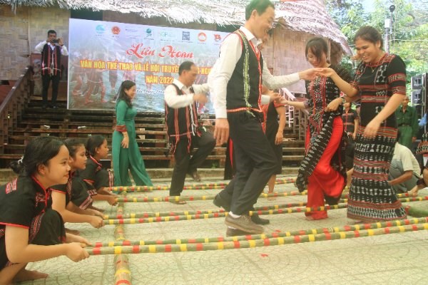 Đà Nẵng: Bảo tồn và phát huy văn hoá đồng bào dân tộc Cơ Tu - Anh 1