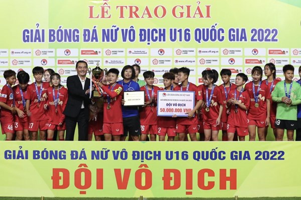 Bế mạc Giải bóng đá nữ U16 Quốc gia 2022 - Anh 1