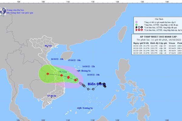 450 hộ dân ở miền núi Quảng Nam bị cô lập do sạt lở đường - Anh 2