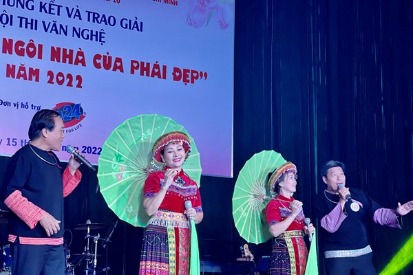 Chung kết Hội thi văn nghệ quần chúng “Tiếng hát từ ngôi nhà của phái đẹp” - Anh 1