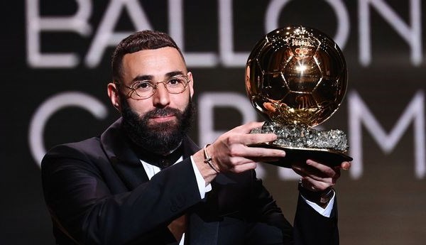 Benzema đoạt Quả bóng vàng 2022 - Anh 1