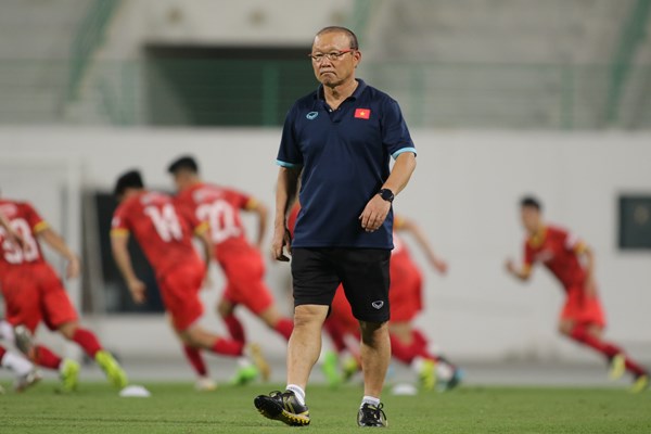 HLV Park Hang-seo chia tay bóng đá Việt Nam: 5 năm một hành trình - Anh 1