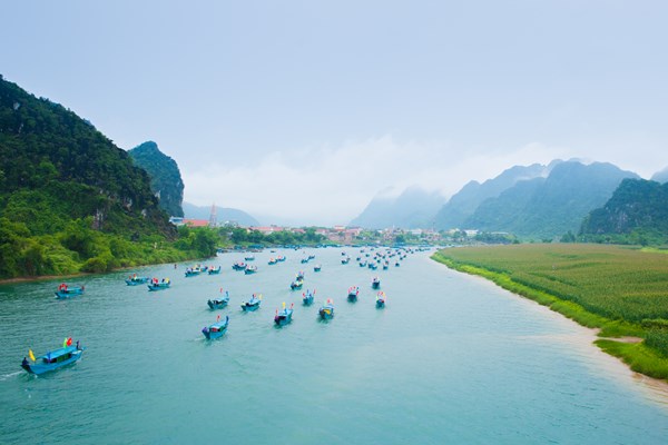 Khám phá, trải nghiệm những điểm đến mới lại tại “Phong Nha - miền di sản diệu kỳ” - Anh 2