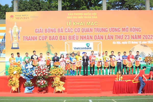Khai mạc Giải bóng đá các cơ quan Trung ương mở rộng tranh Cúp Báo Đại biểu Nhân dân - Anh 2