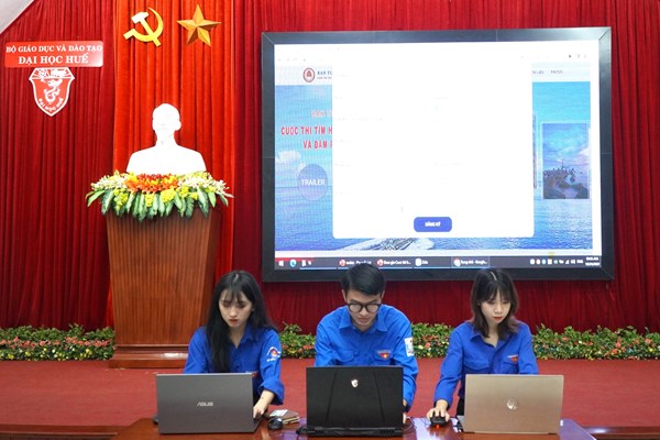 Tìm hiểu về biển, đảo Việt Nam và đầm phá Thừa Thiên Huế - Anh 2