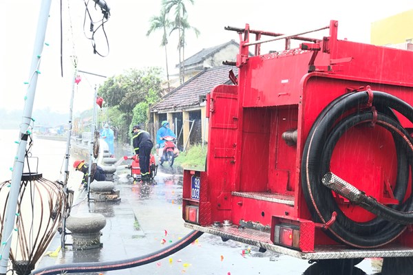 Thực tập phương án chữa cháy và cứu nạn, cứu hộ tại Khu dân cư chợ Hội An - Anh 4
