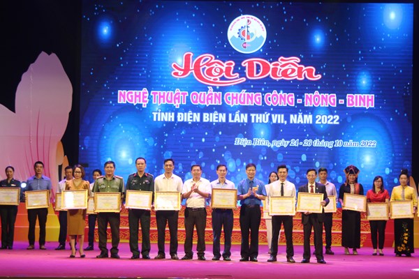 Bế mạc hội diễn nghệ thuật Công Nông Binh Điện Biên năm 2022 - Anh 1