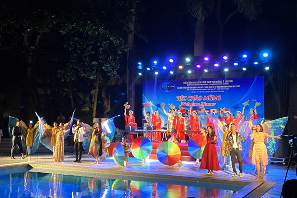 Liên minh Du lịch Liên khu vực Đông Á - Anh 3