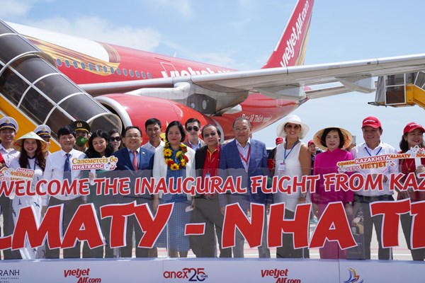 Những chuyến bay thẳng Vietjet đưa du khách Kazakhstan đến với Nha Trang thuận tiện, dễ dàng - Anh 6