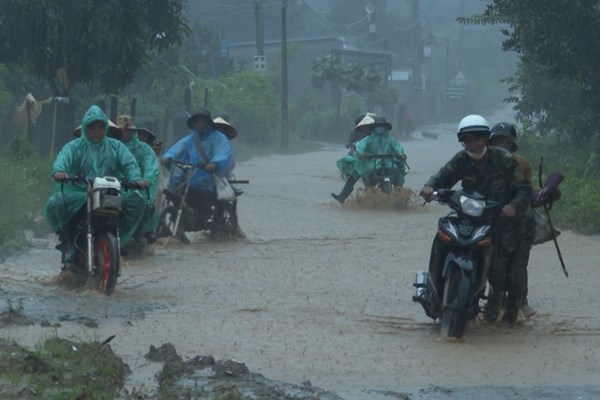 Kon Tum: Đường liên xã hư hỏng nghiêm trọng, người dân mỏi mòn chờ… đầu tư - Anh 5