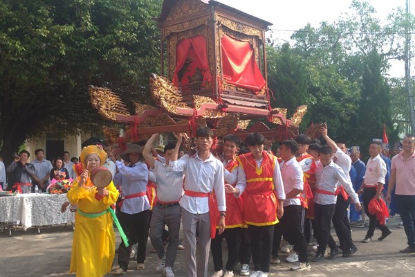 Di tích quốc gia đình Tri Chỉ tiếp nhận 22 đạo sắc phong - Anh 6