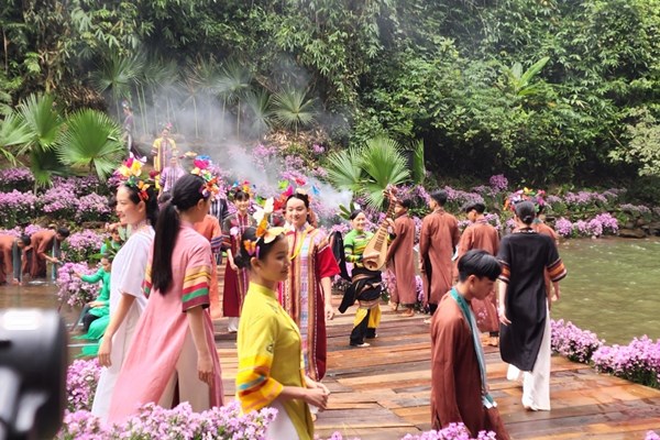Hẹn nhau giữa đại ngàn Tây Nguyên Kon Plông - Anh 3