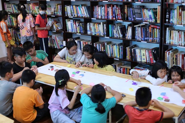 Phát triển thư viện công cộng ở Hà Nội: Muốn nhân rộng phải cùng vào cuộc - Anh 1