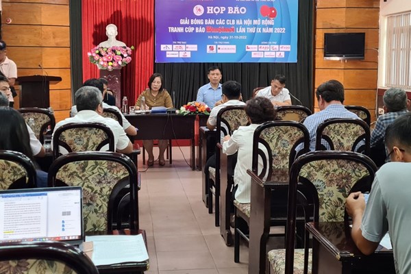 300 tay vợt tham dự Giải Bóng bàn các CLB Hà Nội mở rộng tranh Cúp Báo Hà Nội Mới - Anh 1