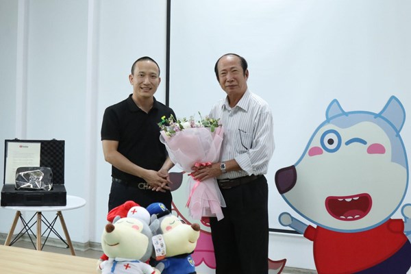 Bộ sản phẩm Wolfoo được chứng nhận đạt chuẩn ứng dụng hiệu quả phương pháp giáo dục hiện đại cho trẻ từ 3-8 tuổi - Anh 1
