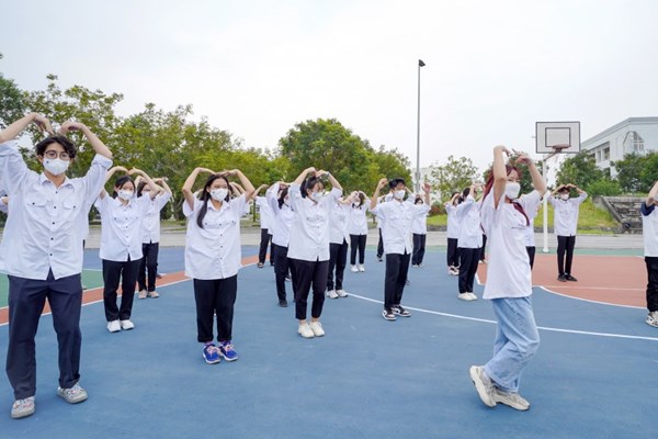 Học sinh Hà Nội lan tỏa thông điệp 2K+ phòng chống dịch Covid-19 - Anh 2