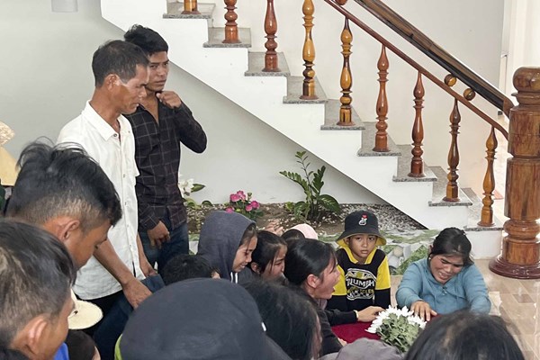 Thi thể nữ du học sinh Việt Nam tử nạn ở Hàn Quốc được đưa về quê nhà - Anh 1