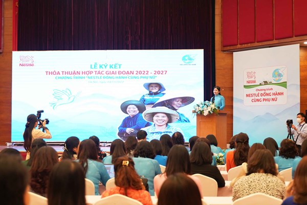 Thúc đẩy bình đẳng giới, nâng cao quyền năng cho phụ nữ - Anh 1
