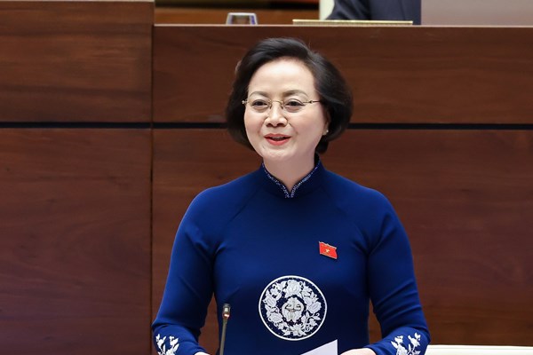 Khắc phục tình trạng thiếu giáo viên và có chính sách trọng dụng nhân tài - Anh 2