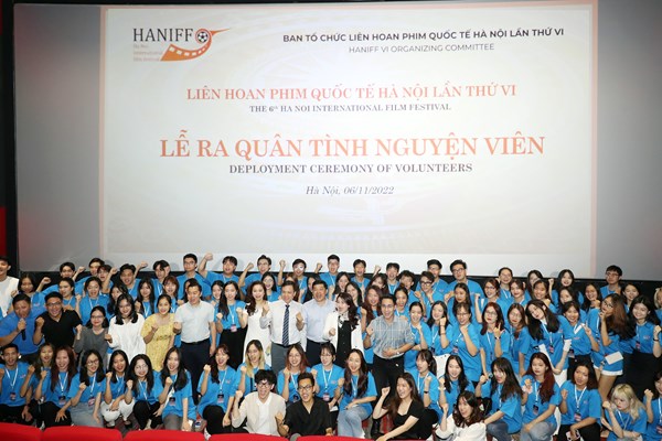 Trước thềm HANIFF VI: 100 tình nguyện viên háo hức ra quân - Anh 1