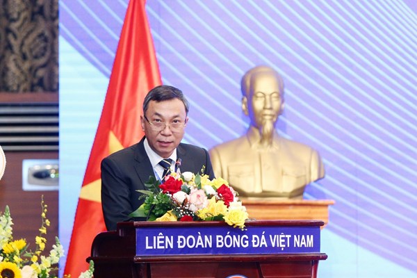 Ông Trần Quốc Tuấn trúng cử Chủ tịch VFF khoá IX với 100% phiếu bầu - Anh 1