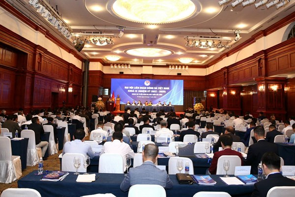 Ông Trần Quốc Tuấn trúng cử Chủ tịch VFF khoá IX với 100% phiếu bầu - Anh 2