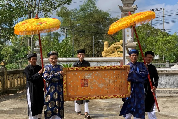 Đẩy mạnh số hóa tài liệu Hán - Nôm để lưu giữ “báu vật” của cộng đồng - Anh 1