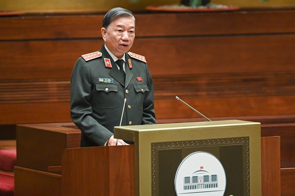Tội phạm công nghệ thông tin, mạng viễn thông ngày càng phức tạp - Anh 1