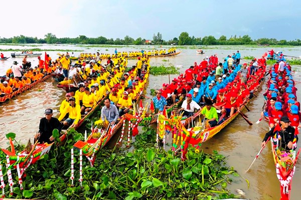 Khai mạc Ngày hội VHTTDL đồng bào Khmer tỉnh Kiên Giang - Anh 1