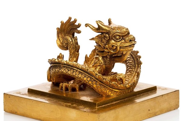 Tiếp tục lùi thời gian đấu giá ấn 