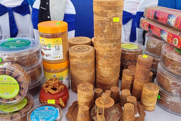 Nâng tầm thương hiệu đặc sản quế Trà Bồng - Anh 2