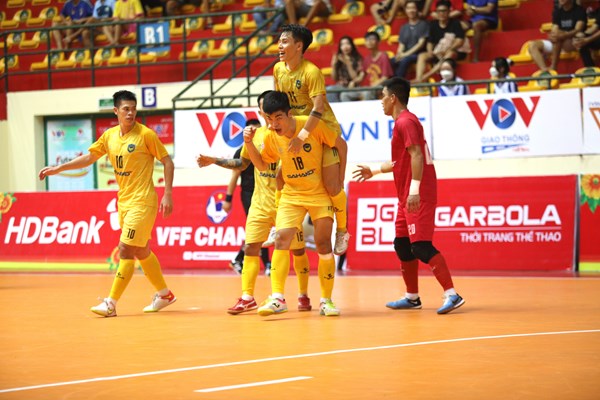 Bước chuyển mình của Futsal - Anh 1