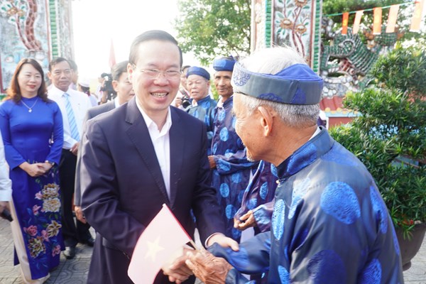 Thường trực Ban Bí thư dự Ngày hội Đại đoàn kết tại Huế - Anh 1