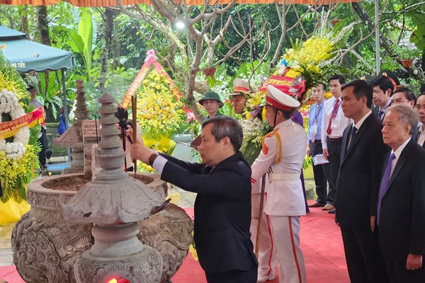 Quảng Bình: Tưởng niệm 50 năm ngày hy sinh các anh hùng liệt sĩ tại hang Tám Cô - Anh 2