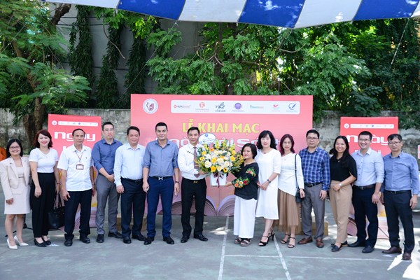 Ngày hội sách tại Trường Đại học Văn hóa Hà Nội - Anh 2