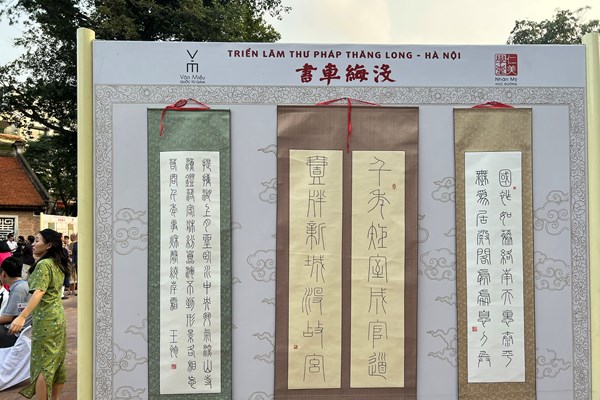 Triển lãm thư pháp “Một mối xa thư” tại Văn Miếu - Quốc Tử Giám - Anh 5