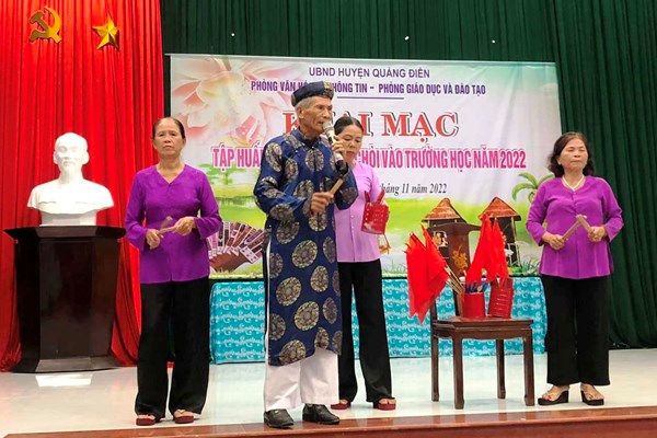 Thừa Thiên Huế: Đưa di sản bài chòi vào trường học - Anh 1