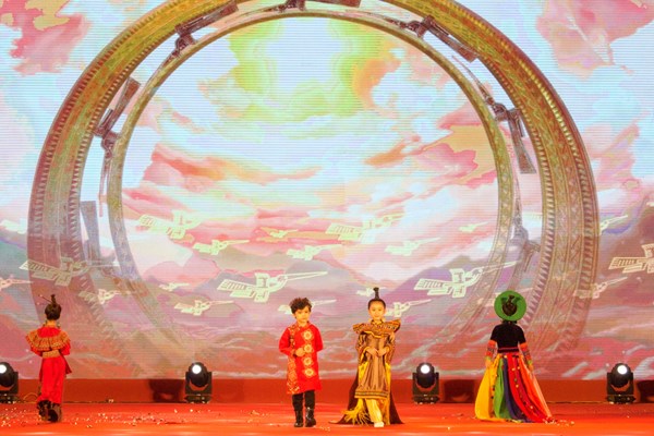 Khai mạc Triển lãm Tuần Văn hóa Du lịch Di sản xanh - Anh 4