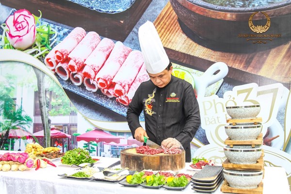 Cách nấu phở Hà Nội xưa chuẩn vị Hà Thành 80 năm về trước! - Anh 2