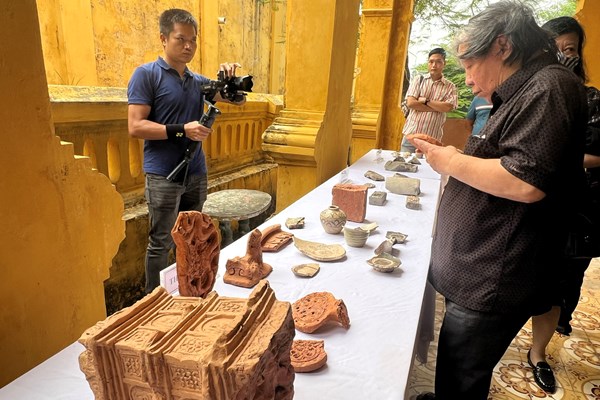 Khai quật thăm dò khu vực chính điện Kính Thiên: Phát lộ dấu tích sân Đan Trì, đường Ngự Đạo - Anh 5