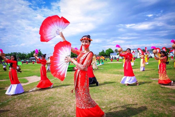 Ninh Thuận trao tặng danh hiệu “Nghệ nhân Ưu tú” trong lĩnh vực di sản văn hóa - Anh 2
