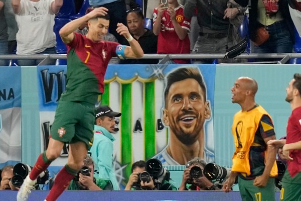 Ronaldo là cầu thủ đầu tiên ghi bàn tại 5 kỳ World Cup liên tiếp - Anh 1